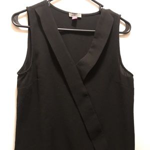 Small Vince Camuto blouse